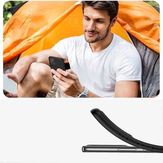 Hoesje en Screenprotector Combi Geschikt Voor Samsung Galaxy A33 - Zwarte Siliconen Hoesje + 2x Screenprotector