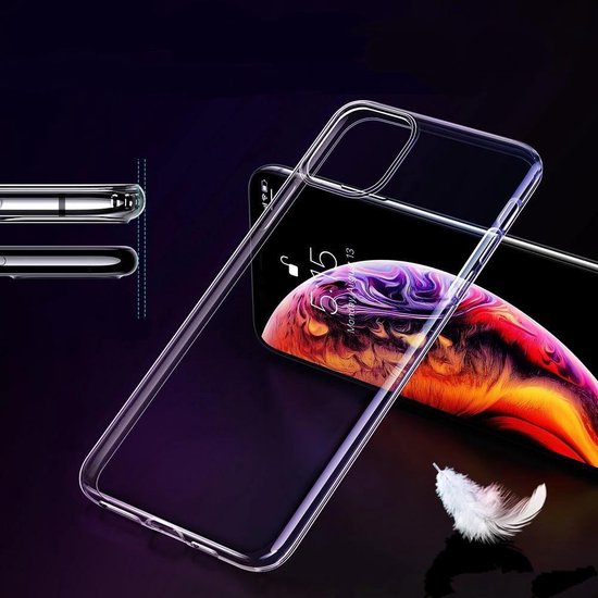 Hoesje en Screenprotector Combi Geschikt Voor iPhone 11 - Transparant Hoesje + Premium screenprotector